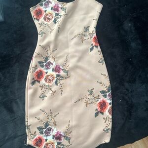UK2LA Beige Floral Mini Dress